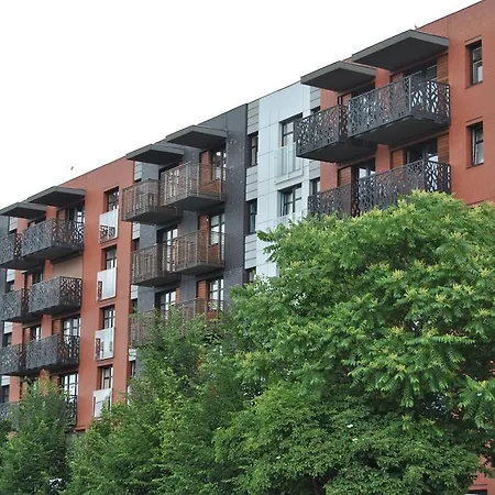 皇家公寓 - 亚基沃公寓 *