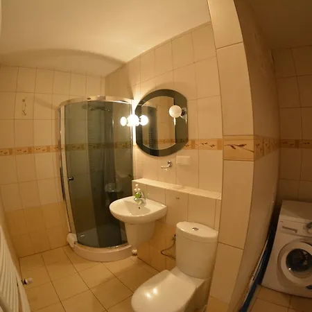 皇家公寓 - 亚基沃公寓 *