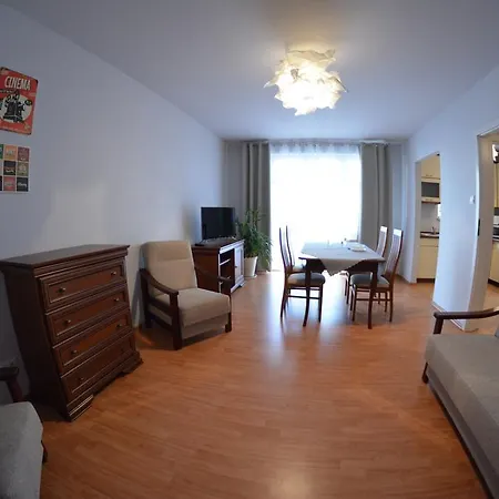 公寓 皇家公寓 - 亚基沃公寓 *